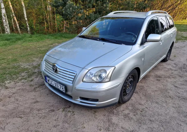 toyota avensis Toyota Avensis cena 8750 przebieg: 446000, rok produkcji 2005 z Sochaczew